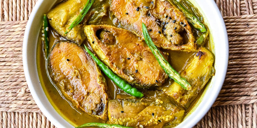 A glimpse of fish curry made in Bengali style being served at the famous Coastal Dhaba.