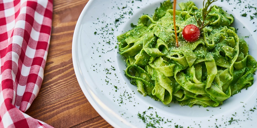 There are numerous eateries available near the National Philatelic Museum to explore.