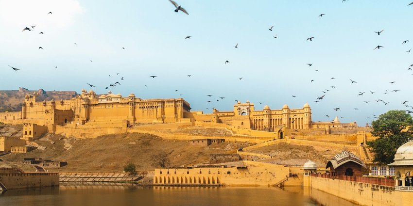 A glimpse of the palatial Fort Ajeetgarh, one of the best places to visit in Pokhran.