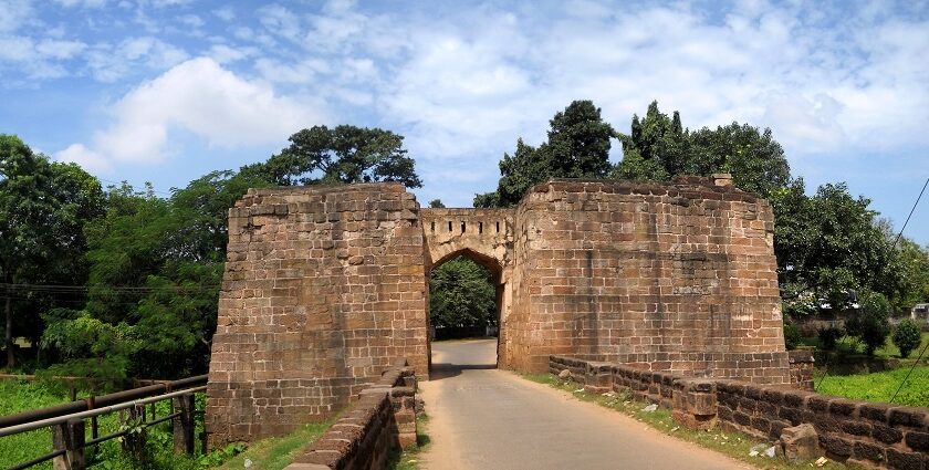 A glimpse of the ruins and rustic charm of a tourist attraction in the region of Cuttack.