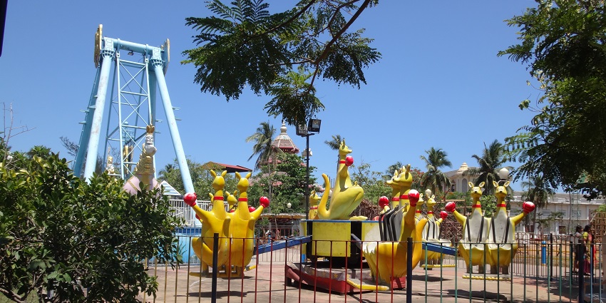 GRS Fantasy Park is a fun water park with rides such as Dragon’s Den and Aqua Tornado