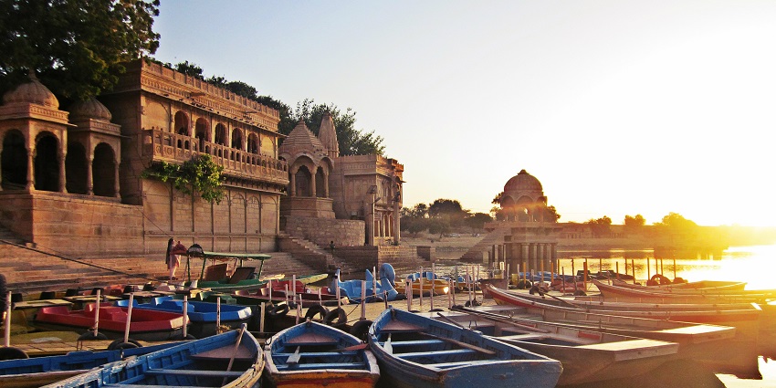Gadisar Lake: serene boating, birdwatching, and temples in Jaisalmer with a scenic sunset view