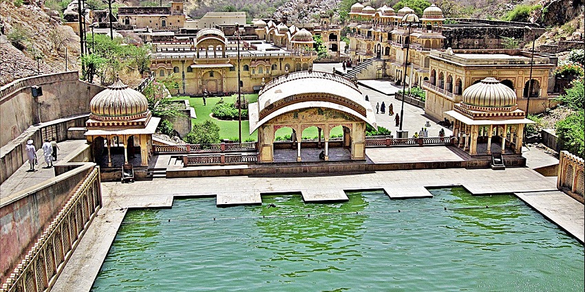 The scenic view of the Galta Ji temple, famous for its natural water spring.