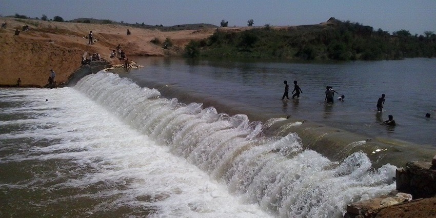 Gangapur Dam, is among the famous tourist attractions near Trimbakeshwar is ideal for picnics and boating