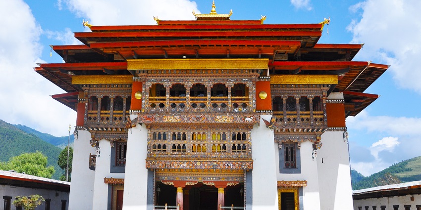 Gangtey Gompa, or the Gangtey Monastery is one of the most popular monasteries in Phobjikha Valley.