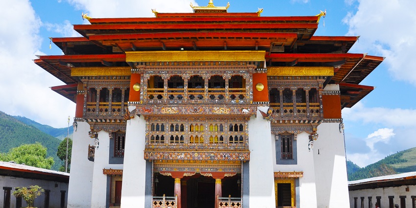 Gangtey Gompa Monastery with its distinct Bhutanese architecture, is situated in a valley.
