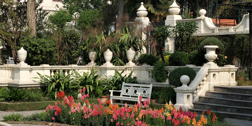 Exploring the valley is one of the best things to do in Kathmandu in July for visitors.