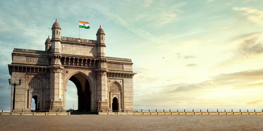 Gateway of India is one of the significant places to visit near Siddhivinayak Temple.