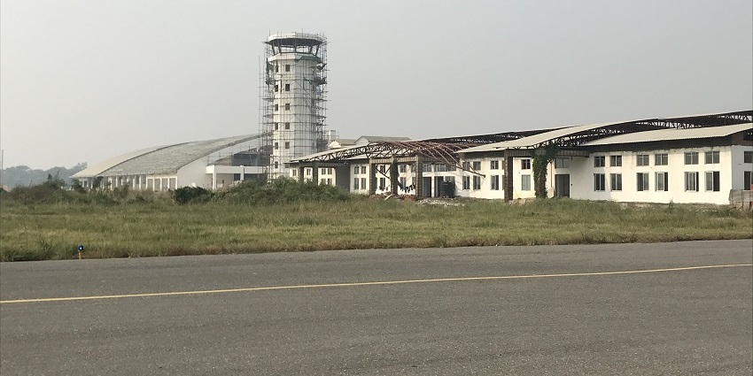 The runway for flights of Gautam Buddha makes it one of the best airports in Nepal.