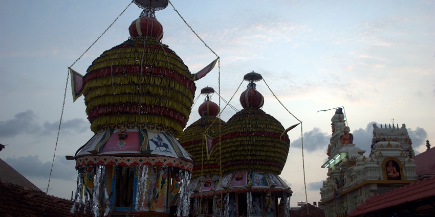 An image view of the Girdhari Temple in Vidisha; explore intricate carvings and places to visit in Vidisha nearby.