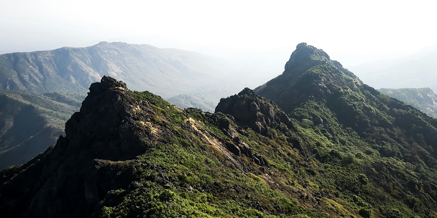 Girnar Hill presents one of the most challenging spots for trekking in Gujarat for all.
