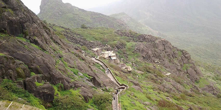 Girnar Hills are one of the most alluring attractions located near the historic monument.