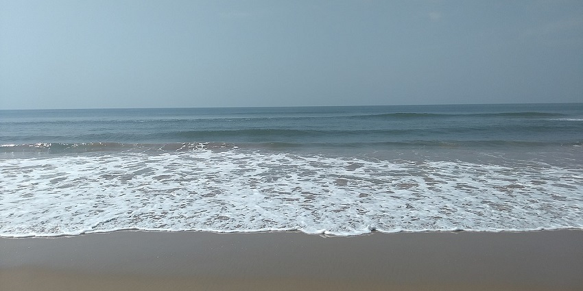 A breathtaking view of Gokarna which is one of the best beaches in Kumta for all.