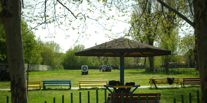 Golden Creepers Farm Retreat is one of the best places to visit in Hisar for a refreshing escape.