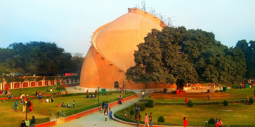 Golghar is among the best tourist attractions to visit near the historical Patna Museum.