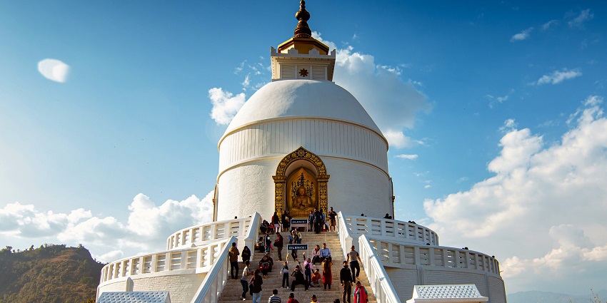 Gomatgiri Mandir is one of the best Indore temples known for its elegant architecture.