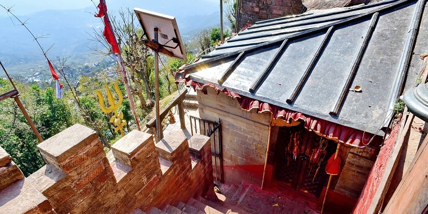 Gorkha is famous for the Gorkha Durbar, an impressive palace complex with a traditional touch.
