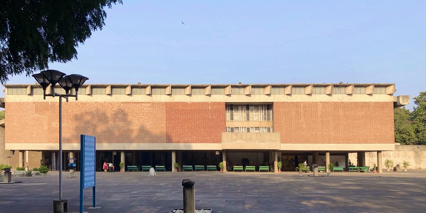 A glimpse of the iconic Government Museum And Art Gallery, a famous attraction in Punjab.