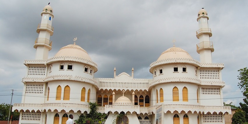 Grand Friday Mosque is one of the religious places to visit for the Muslim community.