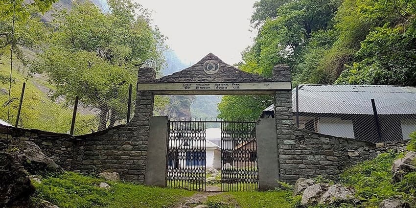 Office of Great Himalayan Park, one of the top national parks in Manali, showcasing mountainous terrain and natural scenery