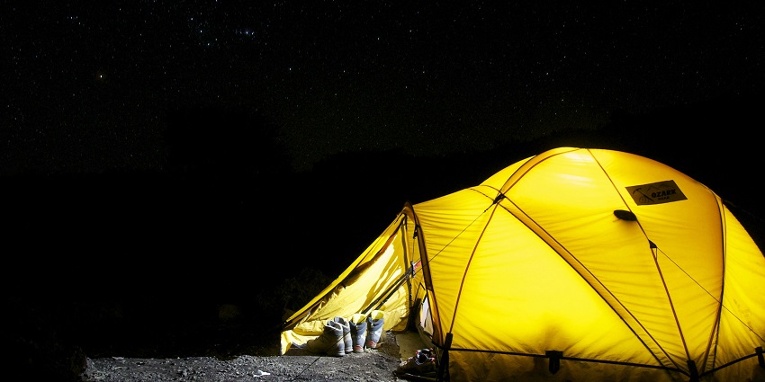 Gulaba is one of the best sites for camping in Manali with other outdoor activities.