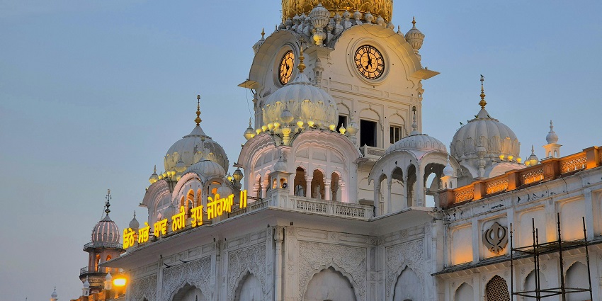 Spiritual and peaceful Gurdwara Dukh Niwaran Sahib - one of the places to visit in Patiala.
