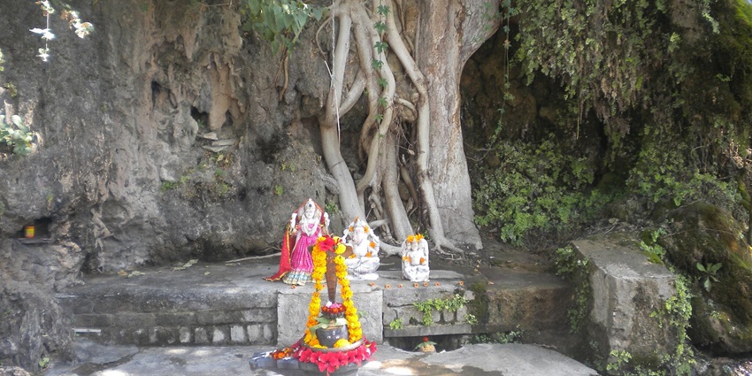 A scenic view of Haldi Ghati Temple, a major tourist attraction near Maharana Pratap Museum Haldighati.