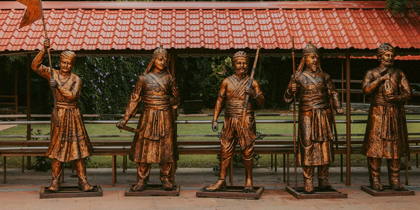 Maharana Pratap statue at Haldighati, one of the top tourist attractions in Rajasthan.