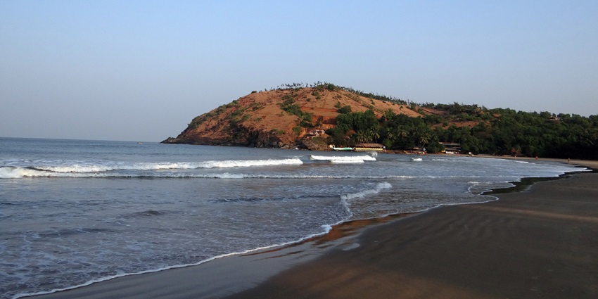 Haldipur Beach, one of the popular beaches in Honnavar, is known for its fine sand and mild surf