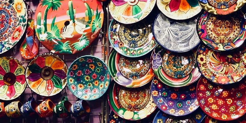 Shopping for handicrafts is one of the best things every traveller can indulge in on trip.