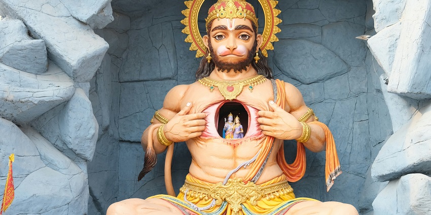 Offer prayers to the serene Hanuman Mandir located in Connaught Place in Delhi, India.