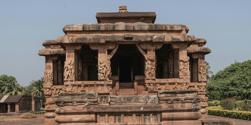 Wide angle view of the Hanuman Tauria, with the clear blue sky in the background