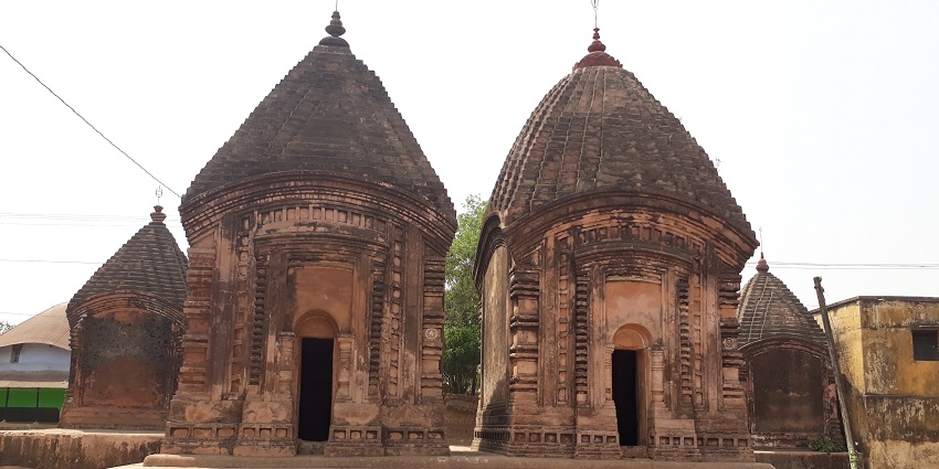 Harihar Jori Mandir comprises two shrines dedicated to both Lord Shiva and Vishnu.