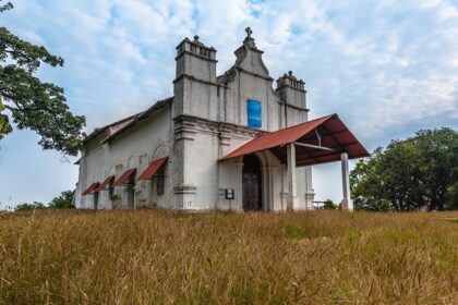 There are many haunted places in Goa, offering spine-chilling experiences and legends.