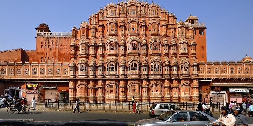 Iconic facade of Hawa Mahal in Jaipur, showcasing its detailed architecture.
