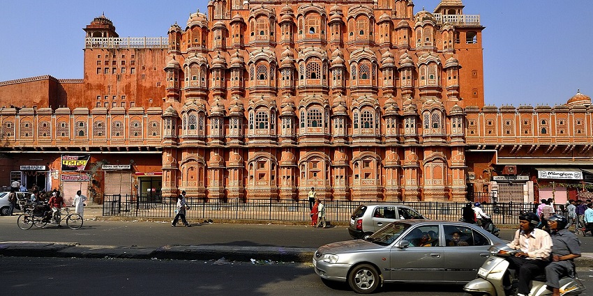 The view of intricately carved windows of Hawa Mahal is a true architectural marvel