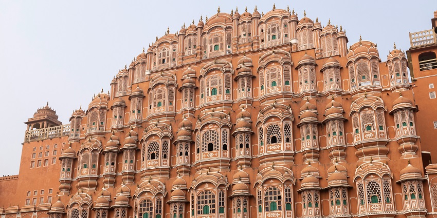 Hawa Mahal in Jaipur, a stunning landmark ideal for exploration and photography.