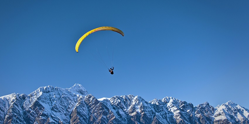 Henja is yet another spectacular destination to enjoy paragliding in Pokhara region.