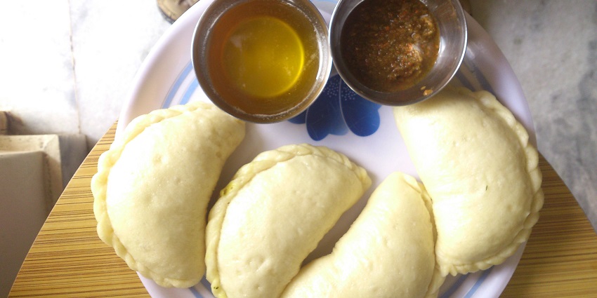 Himachali Siddu is a traditional steamed bread prevalent in Himachal Pradesh, India.