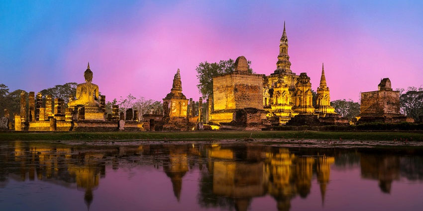 The landscape picture of the Reflection of Temple similar to Hinglaj Mata Temple.