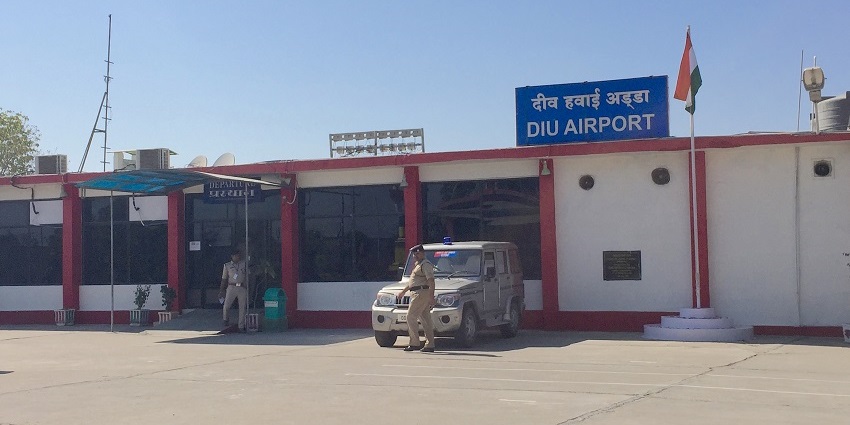 Diu Museum can be easily reached by air, rail, and road depending on your location.