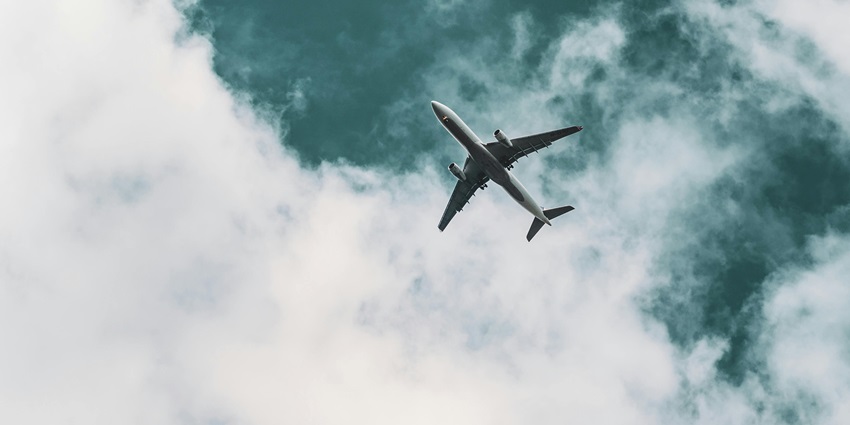 Kasauli is at a distance from the Chandigarh Airport and you can get here by flight