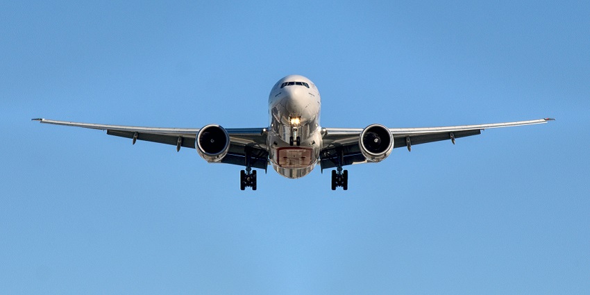 A view of an aeroplane, one of the most convenient and hassle-free ways to reach Gujarat.