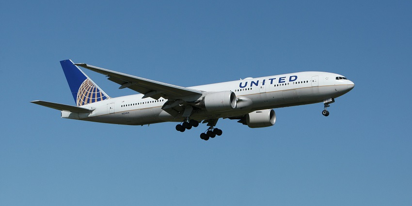 A view of an aeroplane, one of the most convenient and hassle-free ways to reach Delhi.
