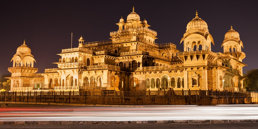 Exterior view of the Albert Hall Museum in Rajasthan, featuring stunning architecture and gardens