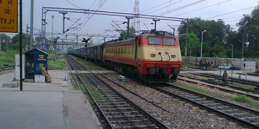 An image of Pathankot Railway Junction, a way to enjoy paragliding in Khajjiar, India.