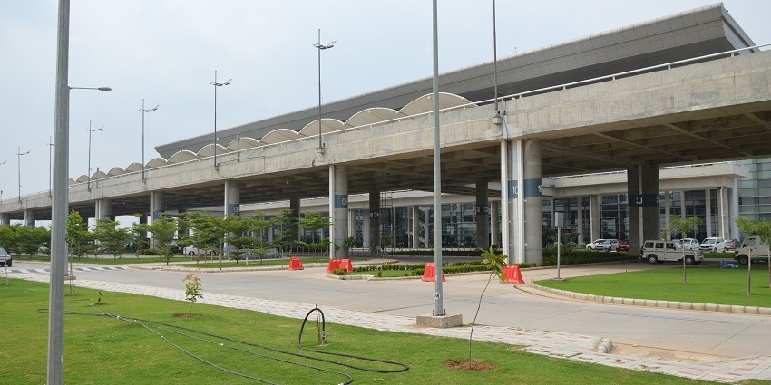 A taxi from Chandigarh airport, one of the easiest way to reach the fort