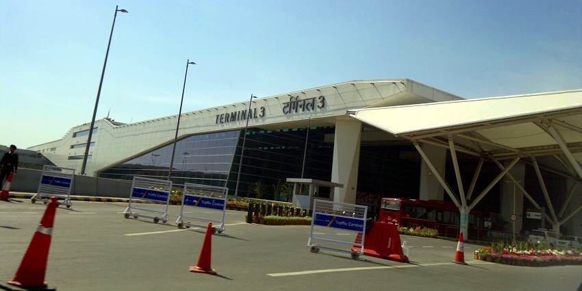 Indira Gandhi International Airport is the primary airport of Delhi to reach Sultanpur National Park.