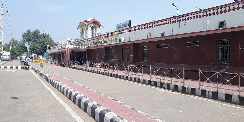 The nearest railway station to Ajabgarh Fort is the Alwar Railway Station