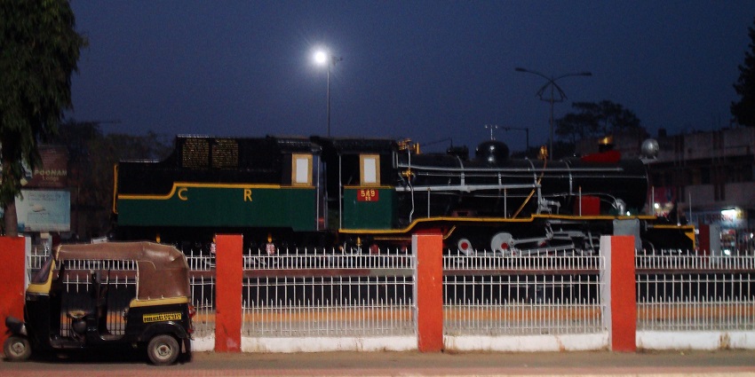 The nearest airport to Akkalkot is the Solapur Airport and from there you can take a cab
